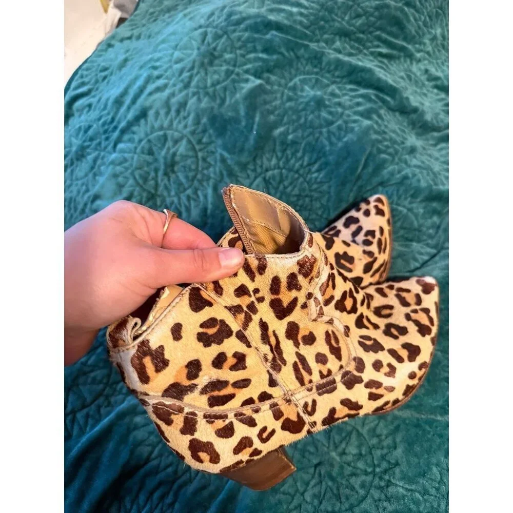 Steve Madden women’s size 8M cheetah Booties